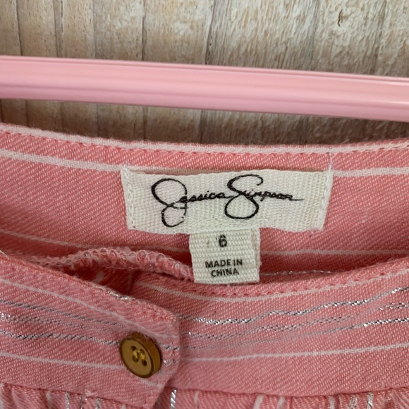 Jessica Simpson - Blouse. - Picture 2 of 5